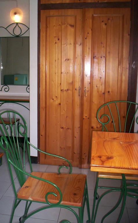 Baankhunmae Apartment Bangkok Cameră foto